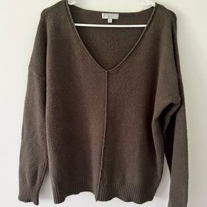 Warm and Cozy Women’s Green Sweater